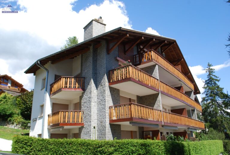 Hautes Roches 401 ****